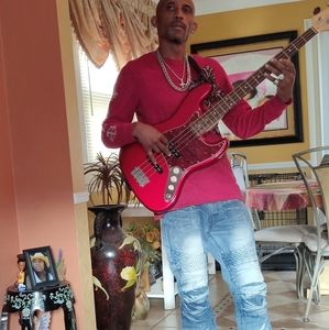 Meet your Posher, Jay jay